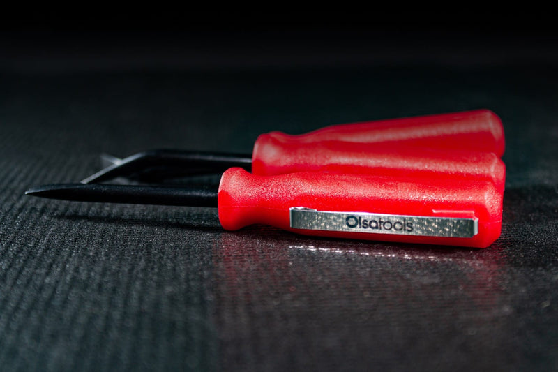 Olsa Tools pocket pry bars laid out on display horizontally