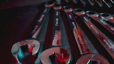 Ratcheting Wrench Set with Magnetic Wrench Organizer